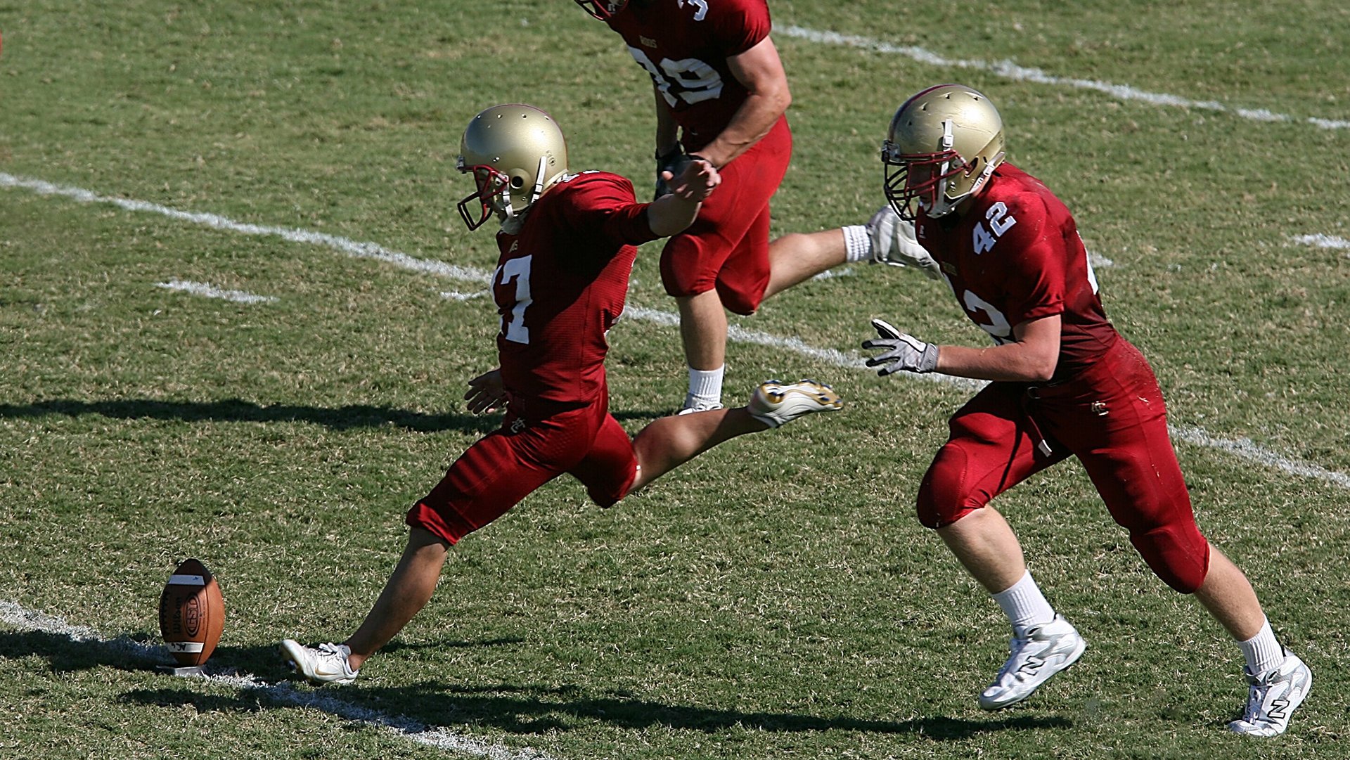 滑板新手“直线平地赛” 仅考察稳定滑行与刹停